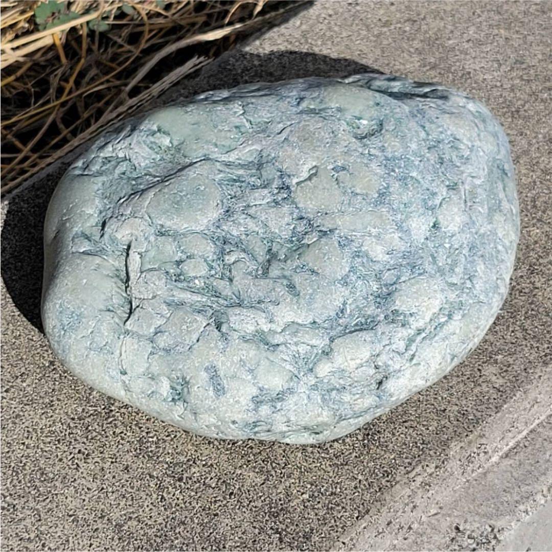 1884g 宮崎海岸　海石　翡翠　原石　糸魚川　翡翠