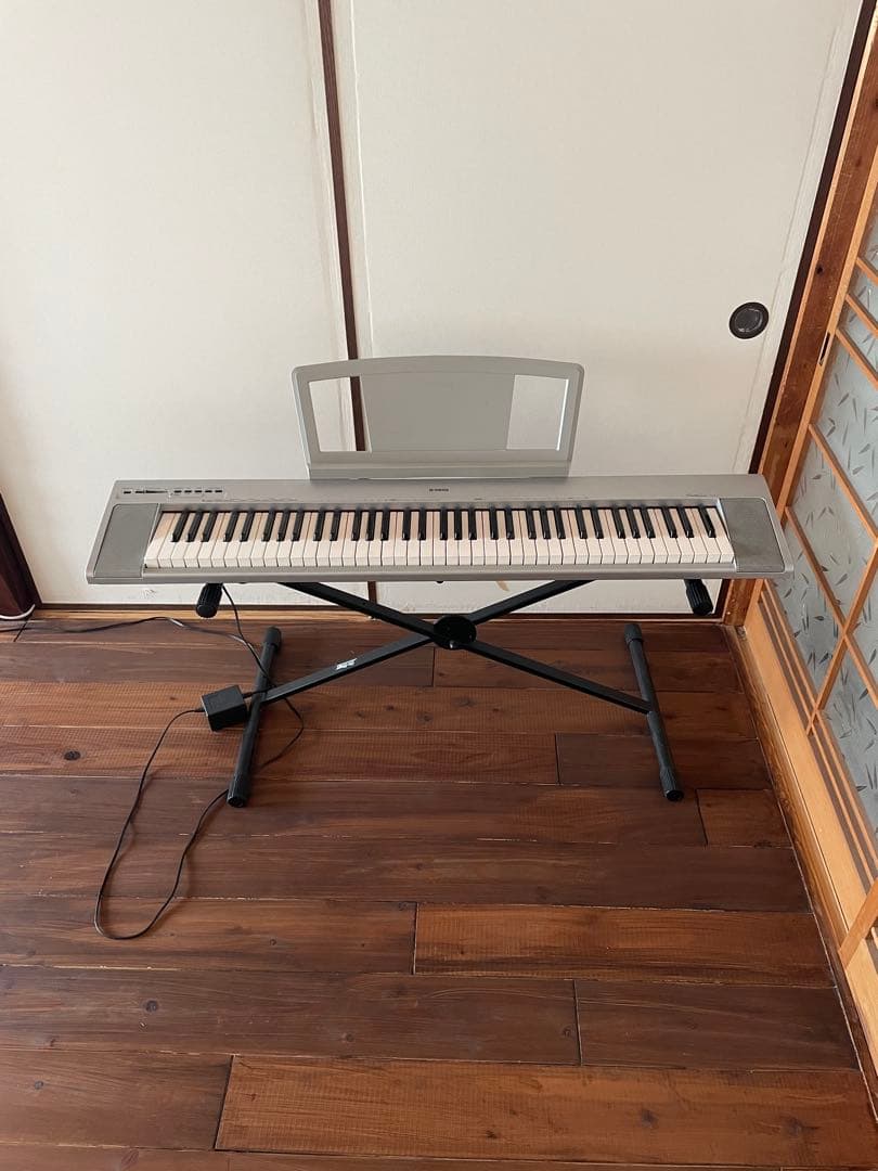 YAMAHA 電子ピアノPortable grand NP30