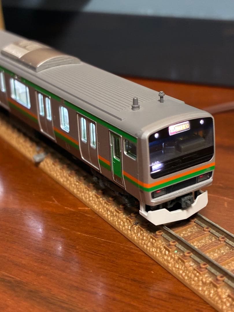 JR E231系8両 kato ライト室内灯点灯確認済