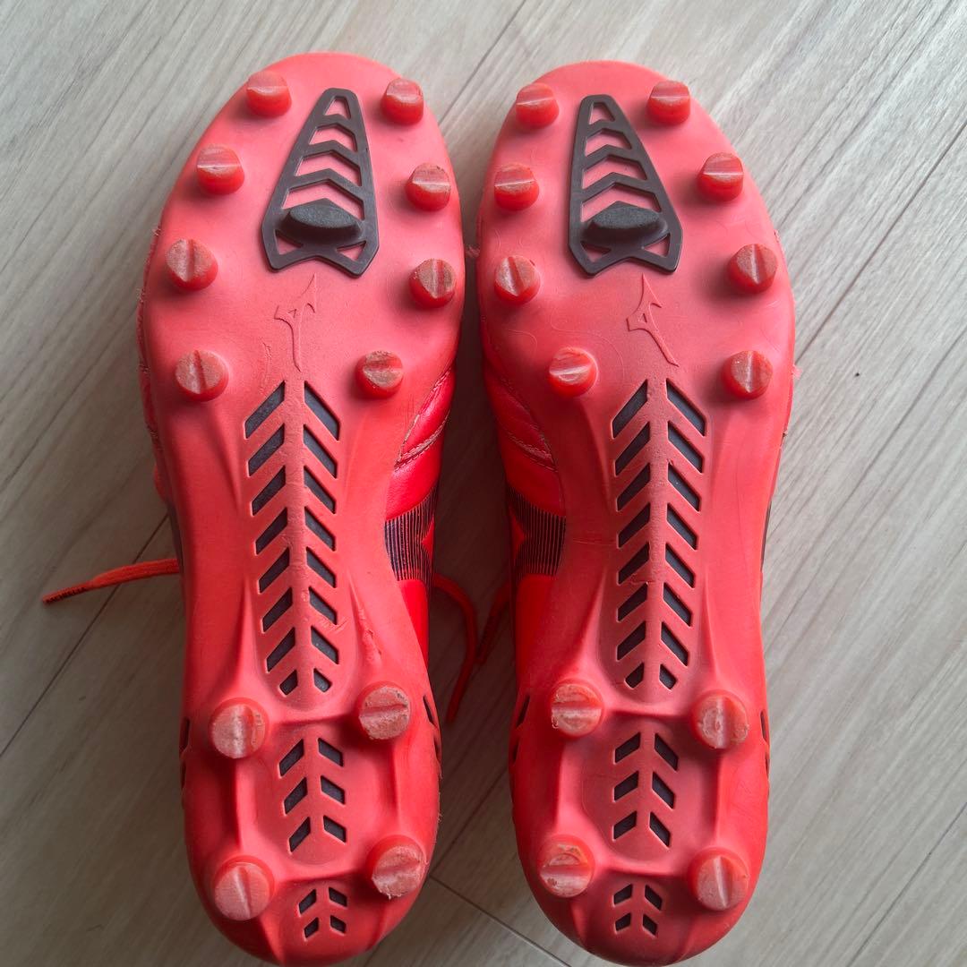 ミズノモレリア NEO 3 JAPAN 限定色！イグニッションレッドパック