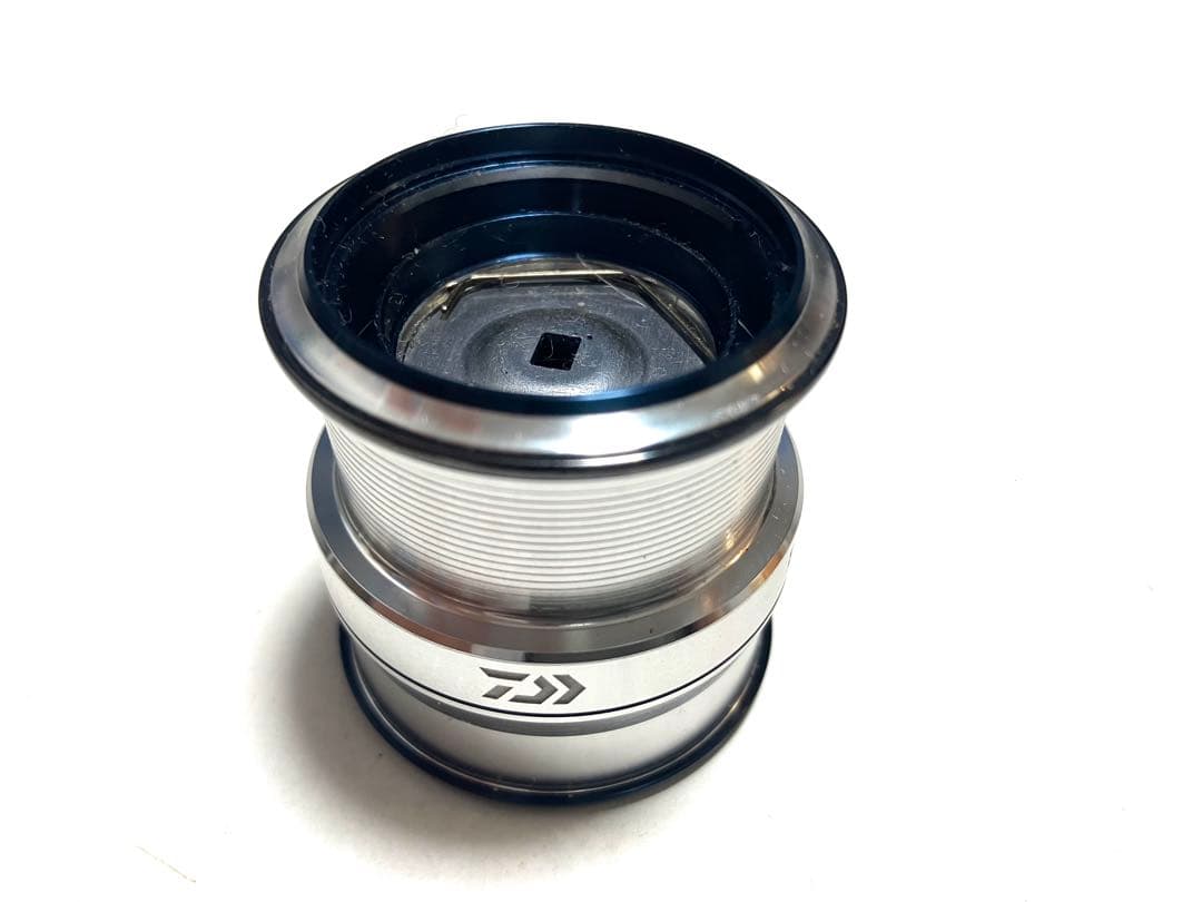 DAIWA ダイワ 18EXIST イグジストLT1000S-Pスプール 美品