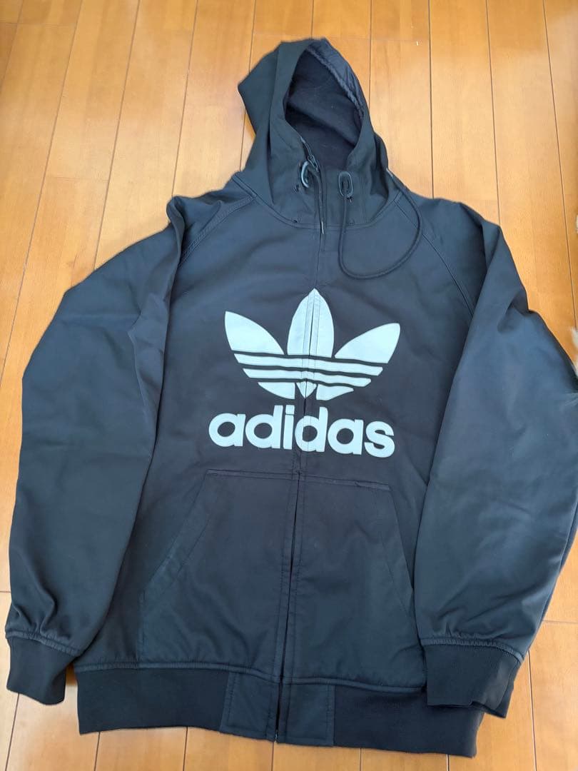 アディダス　スノボウェア