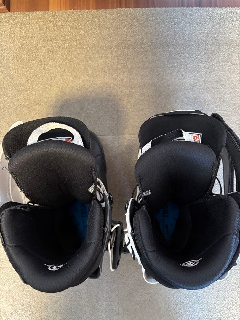 DEELUXE TEAM ID LTD LARA 23-24モデル　24.5cm