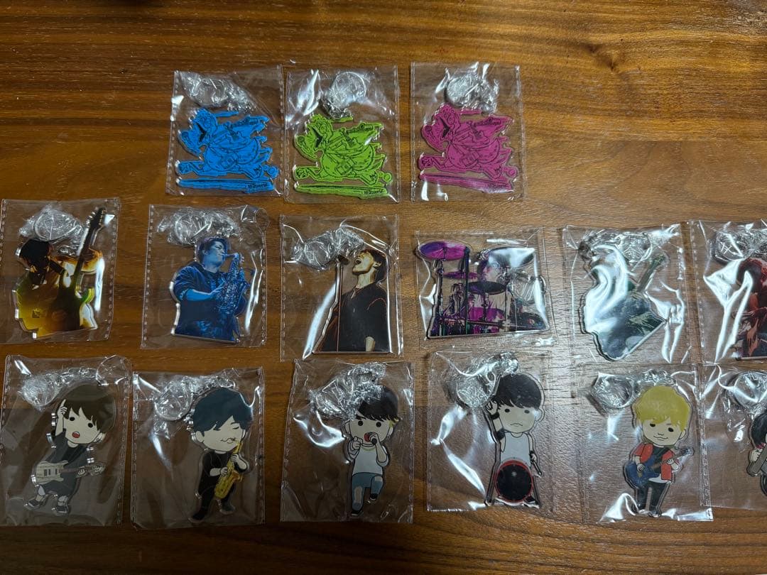 UVERworld アクリルキーホルダー 15種
