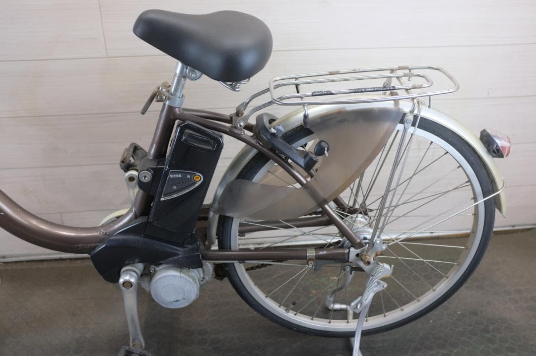 新基準パナソニック　24インチ　3段　8.0Ah（5点灯）充電器あり