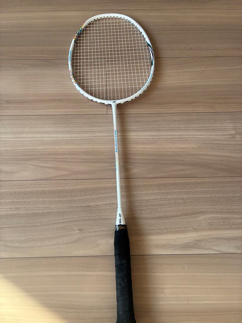 YONEX NANORAY 10 ホワイト バドミントンラケット