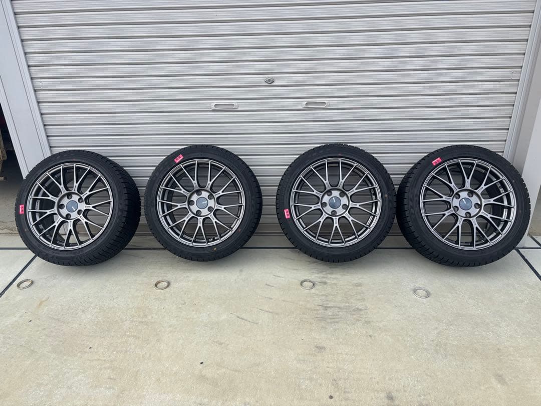 ワオワオさま専用225/45R17 91Q スタッドレスタイヤ ホイール