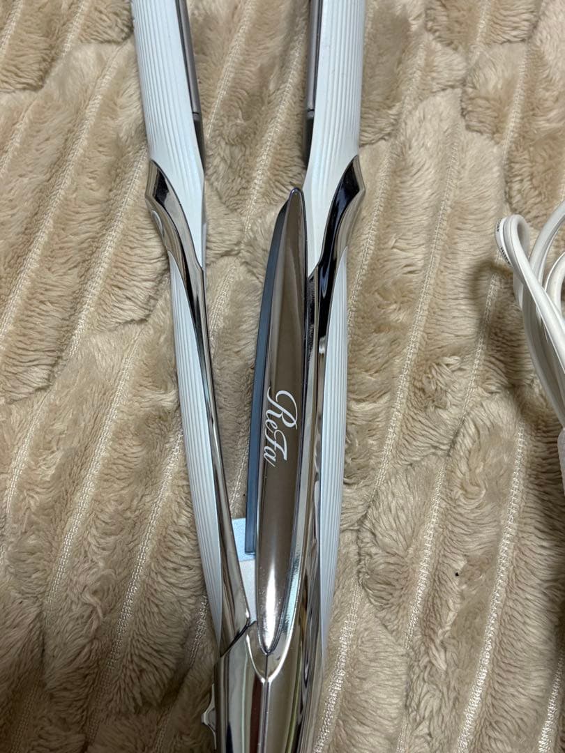 リファ ストレートヘアアイロン ホワイト