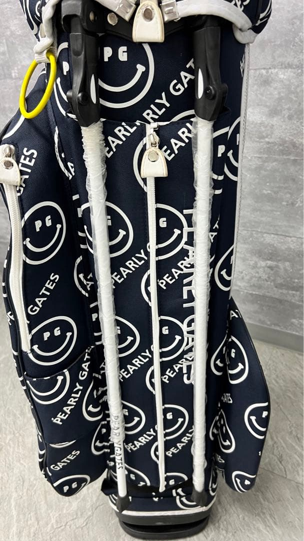★人気完売品★ PEARLY GATES ビッグスマイリーキャディバッグ