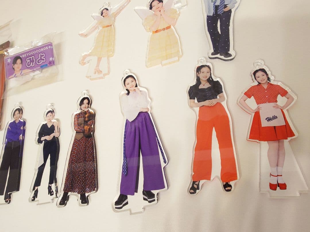 平井美葉/アクリルスタンド/缶バッジ/アクリルクリップバッジ