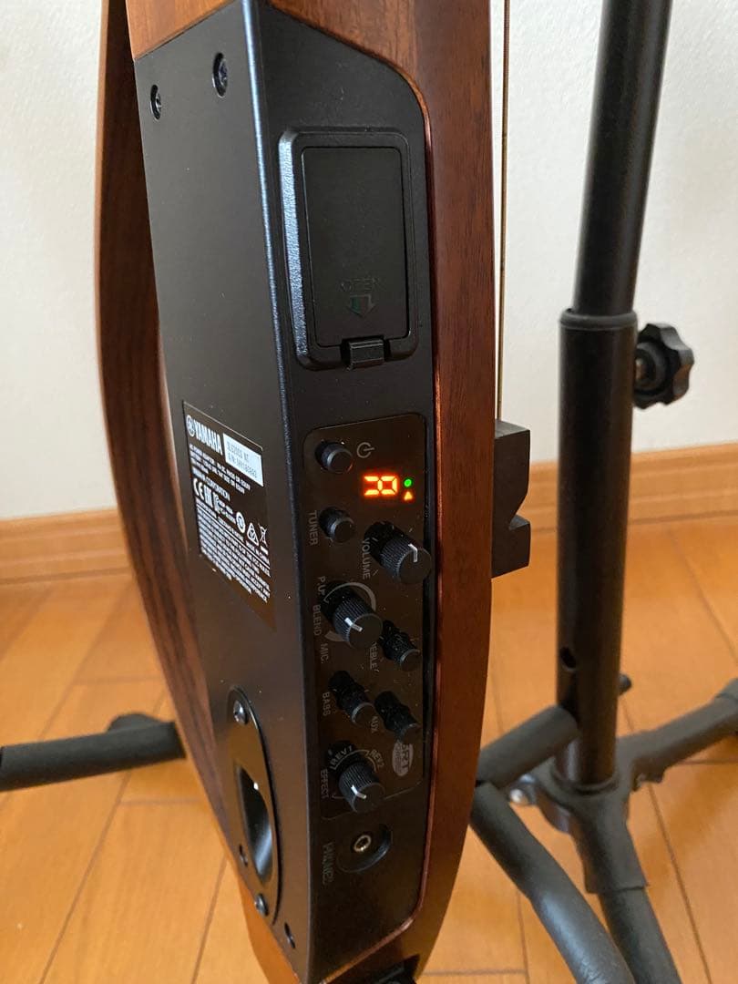 ヤマハ　サイレントギター　SLG200S NT