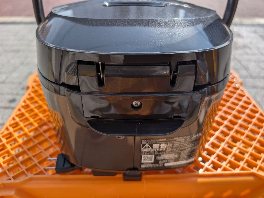 【週末特価】タイガー　IHジャー　5合炊き　2024　JPW−D100