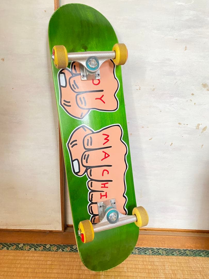 スケートボード デッキ グリーン トイマシーン