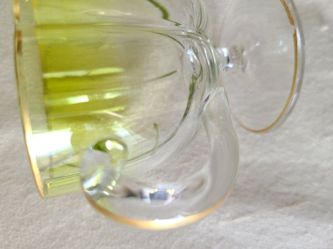 アンティークボヘミアンガラス　カップ&ソーサー