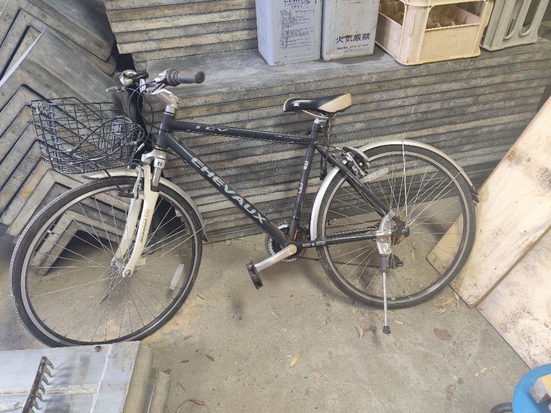 CHEVAUX クロスバイク フロントバスケット付き ASAHI