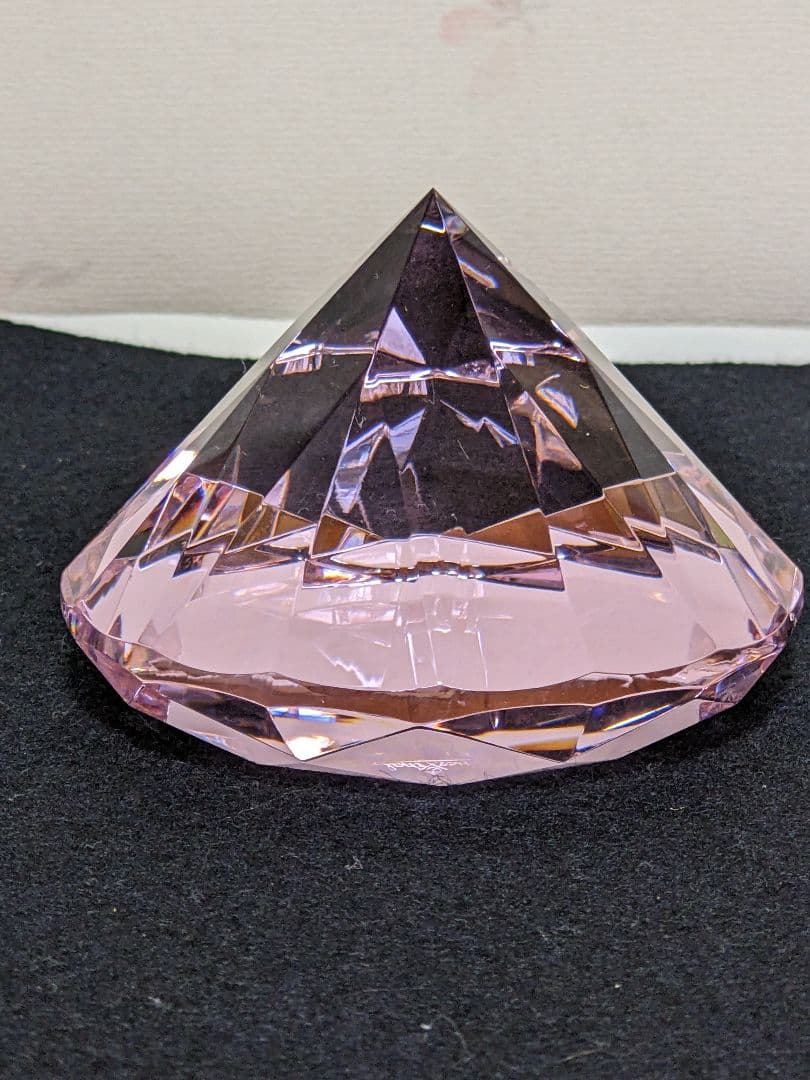 ♦ローゼンタール ドイツ製 ダイヤモンド形ピンク色 ガラスペーパーウェイト