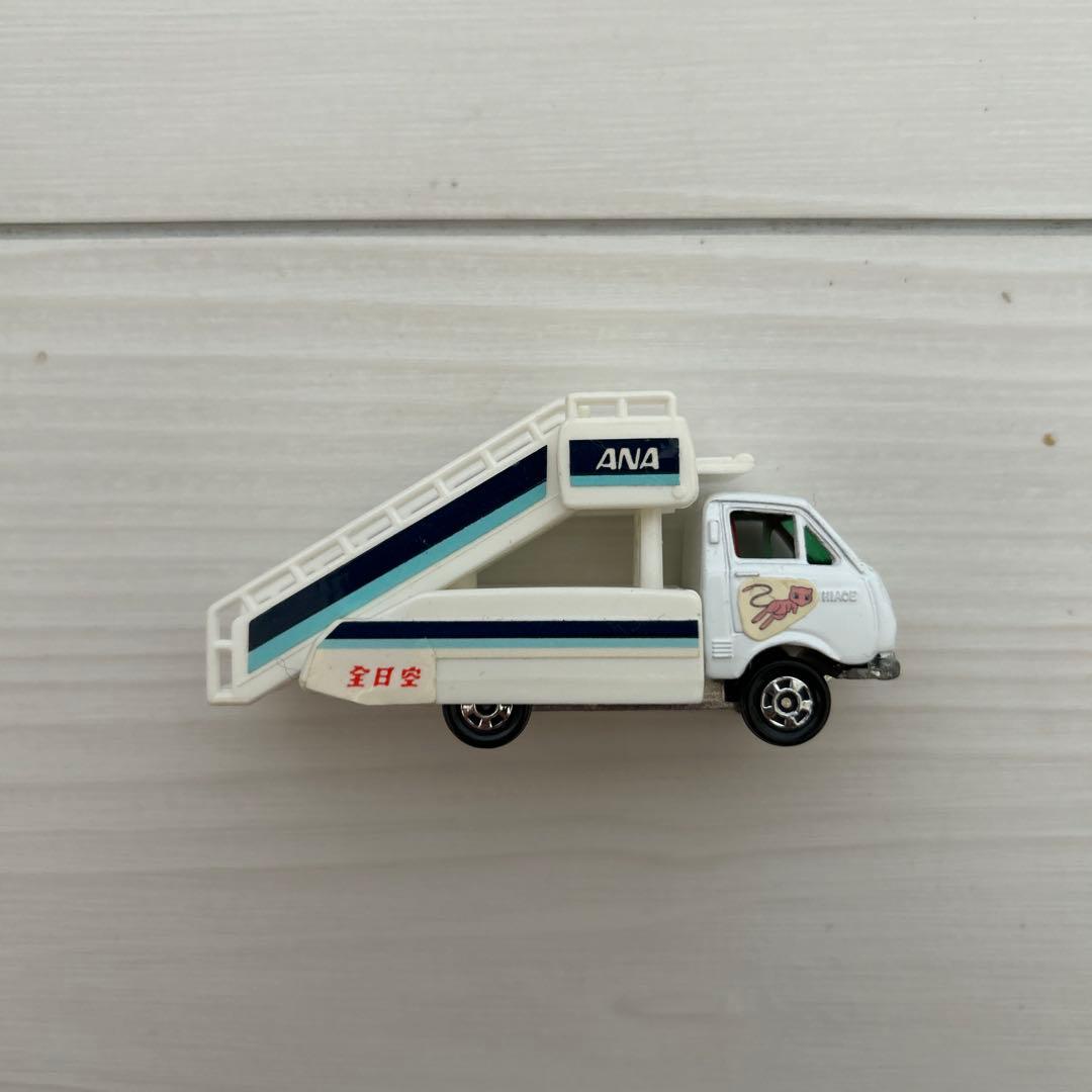 貴重　トミカ ポケモンジェットANA セット　トミー　ミニカー　訳あり