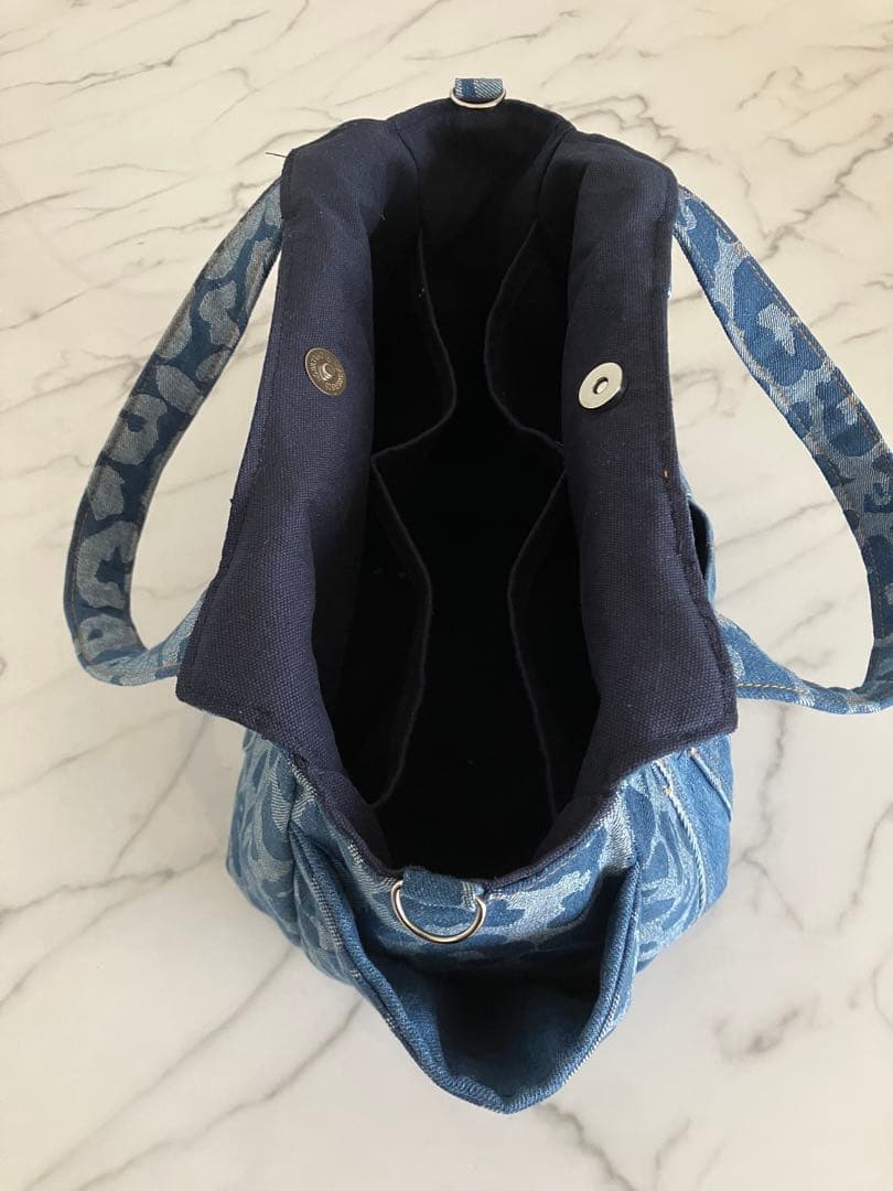 943Hiroko Higa 大きめヒョウ柄デニムリメイクバック