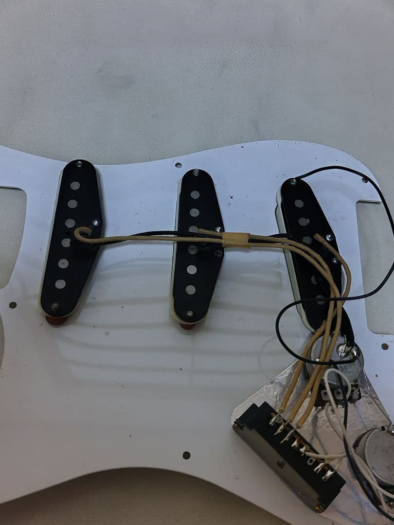 Fender Stratocaster 1992年製2トーンサンバースト