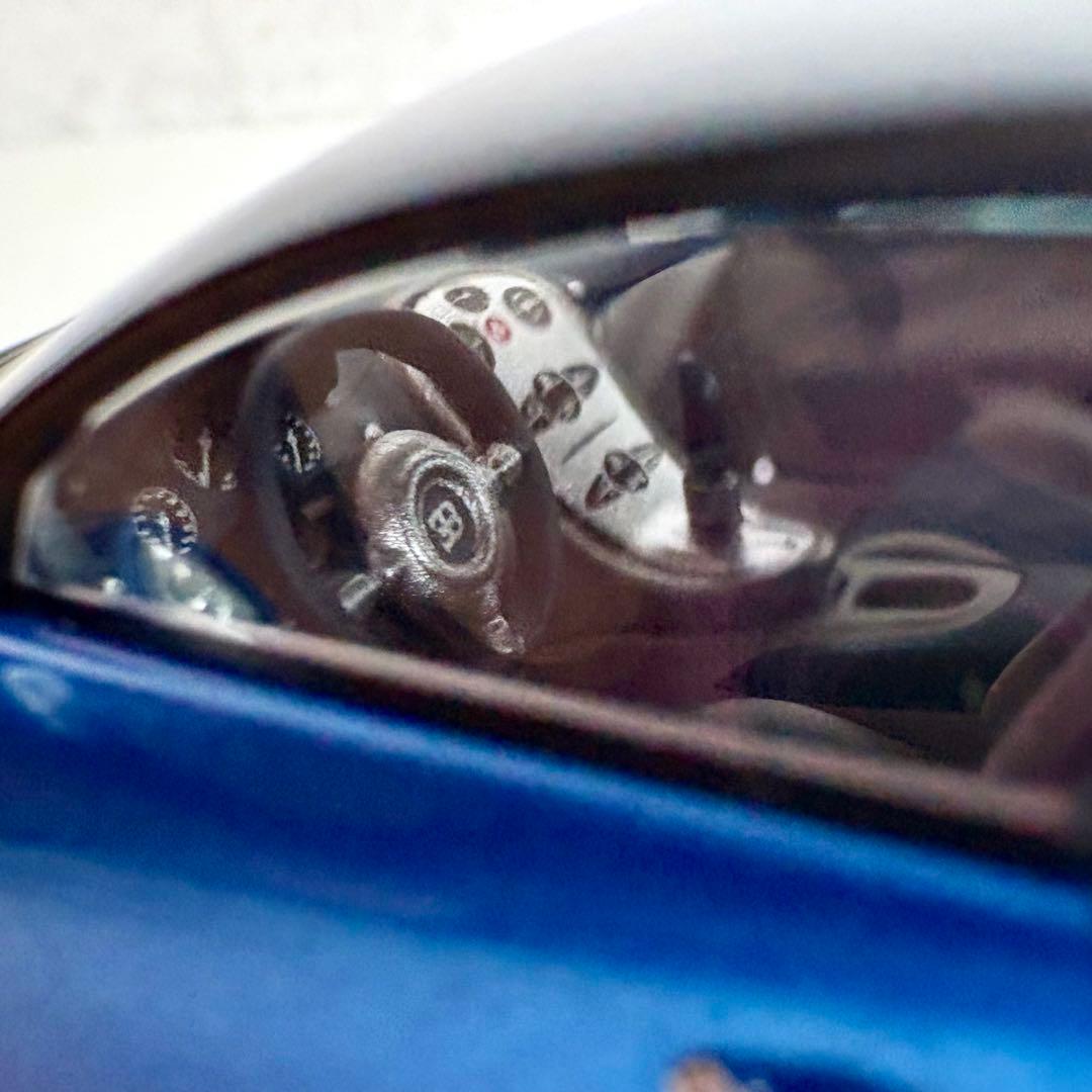 オートアート ブガッティ ヴェイロン 16.4 1/43 シリアルNo.付き