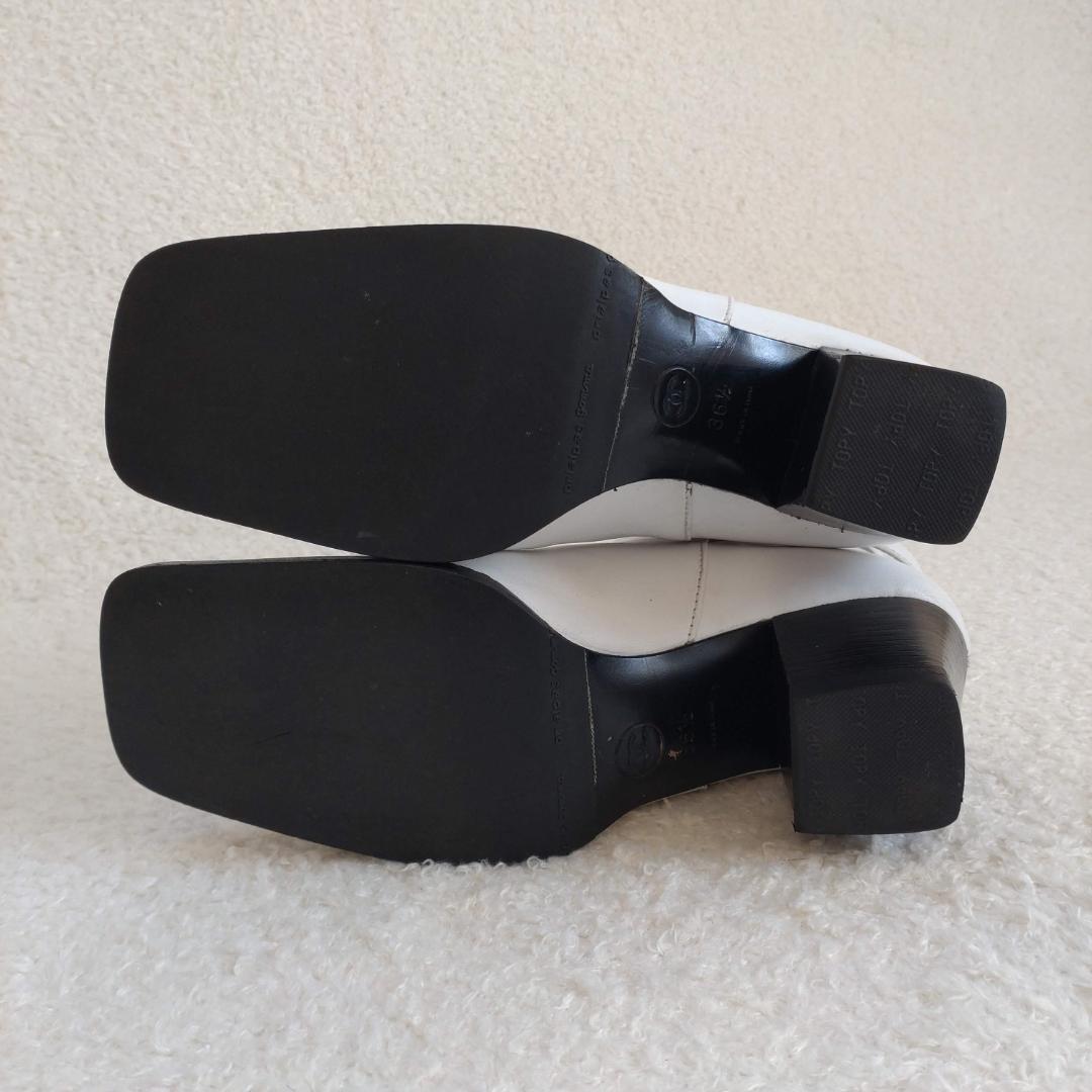 CHANEL ショートブーツ スクエアトゥ CC ココマーク 白 23～23.5