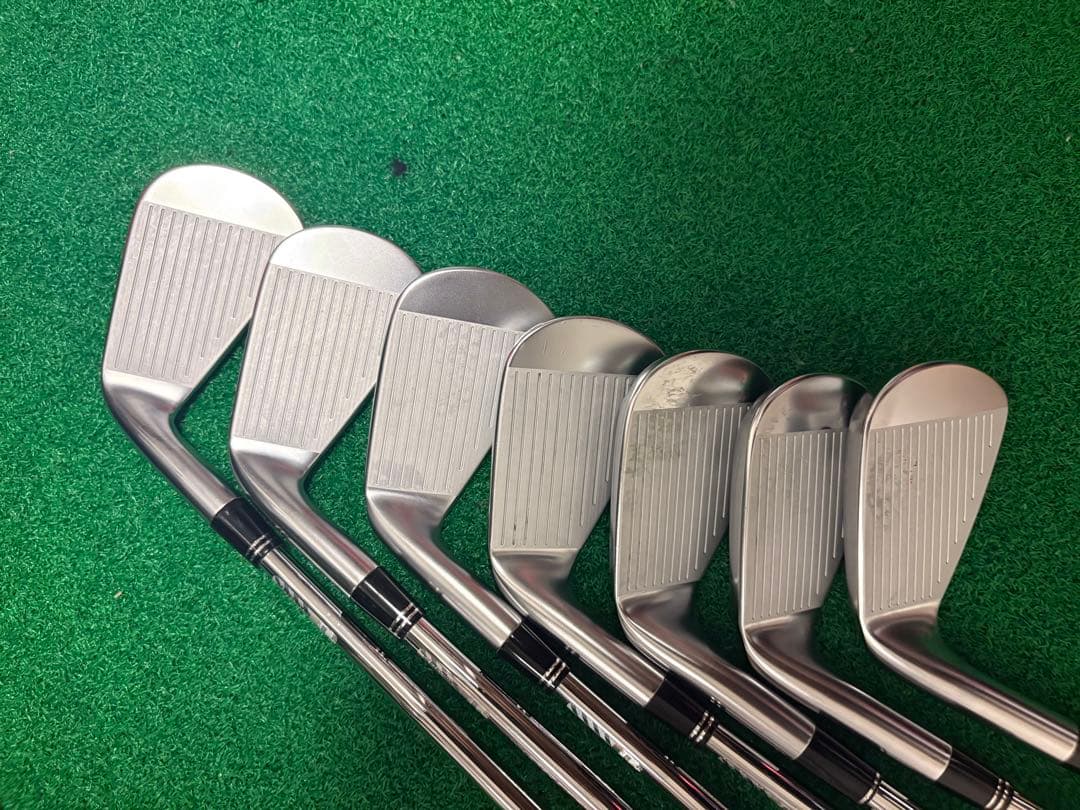 スリクソン　コンボアイアンセット　4-PW