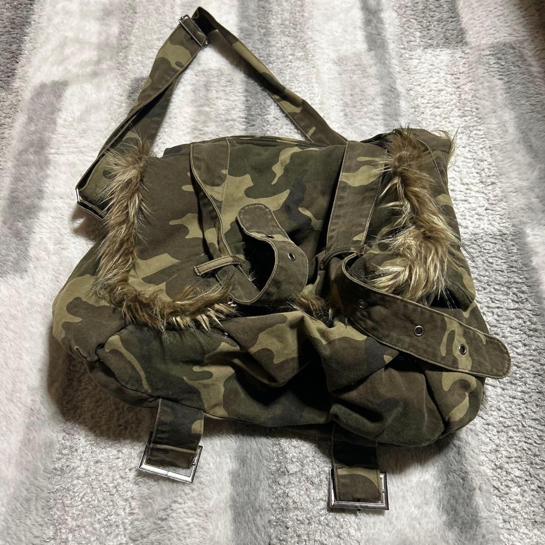 Jaded London 迷彩 ショルダーバッグ