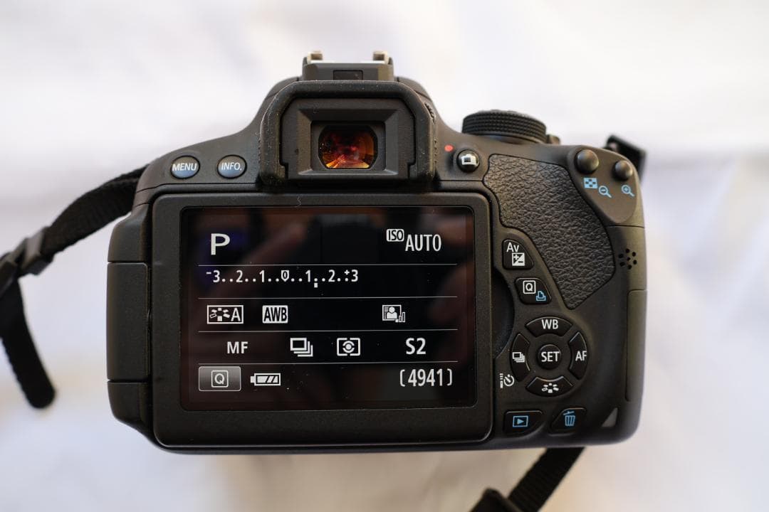 【レンズ2本】EOS Kiss X7i EF-S18-135IS &EF50mm