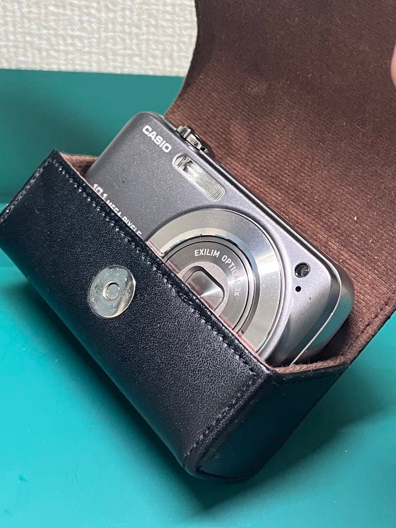 【1010万画素】CASIO EXILIM EX-Z1080★ケース・充電器付