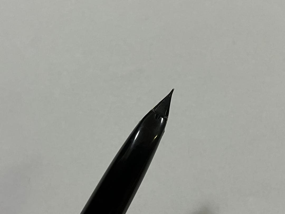Pilot 万年筆 CUSTOM K-500SS 白蝕刻ストライプ 18KWG