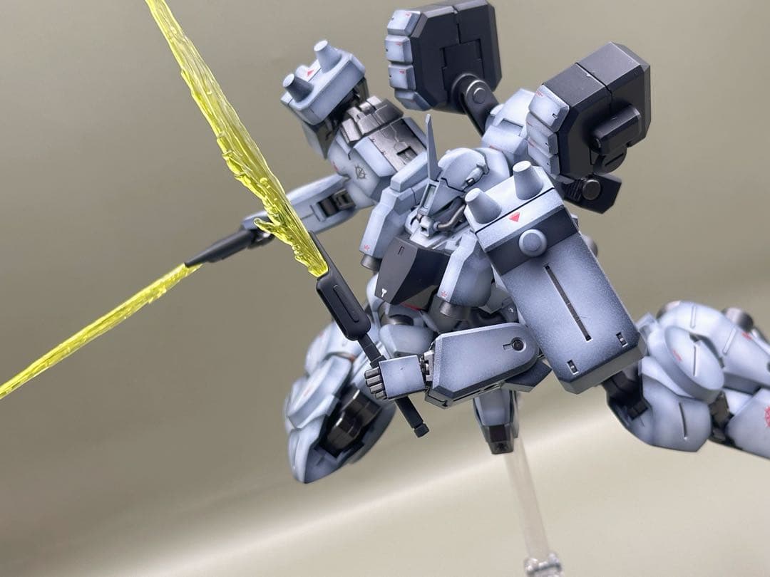 ガンプラ HG 全塗装完成品 リーベンヴォルフ