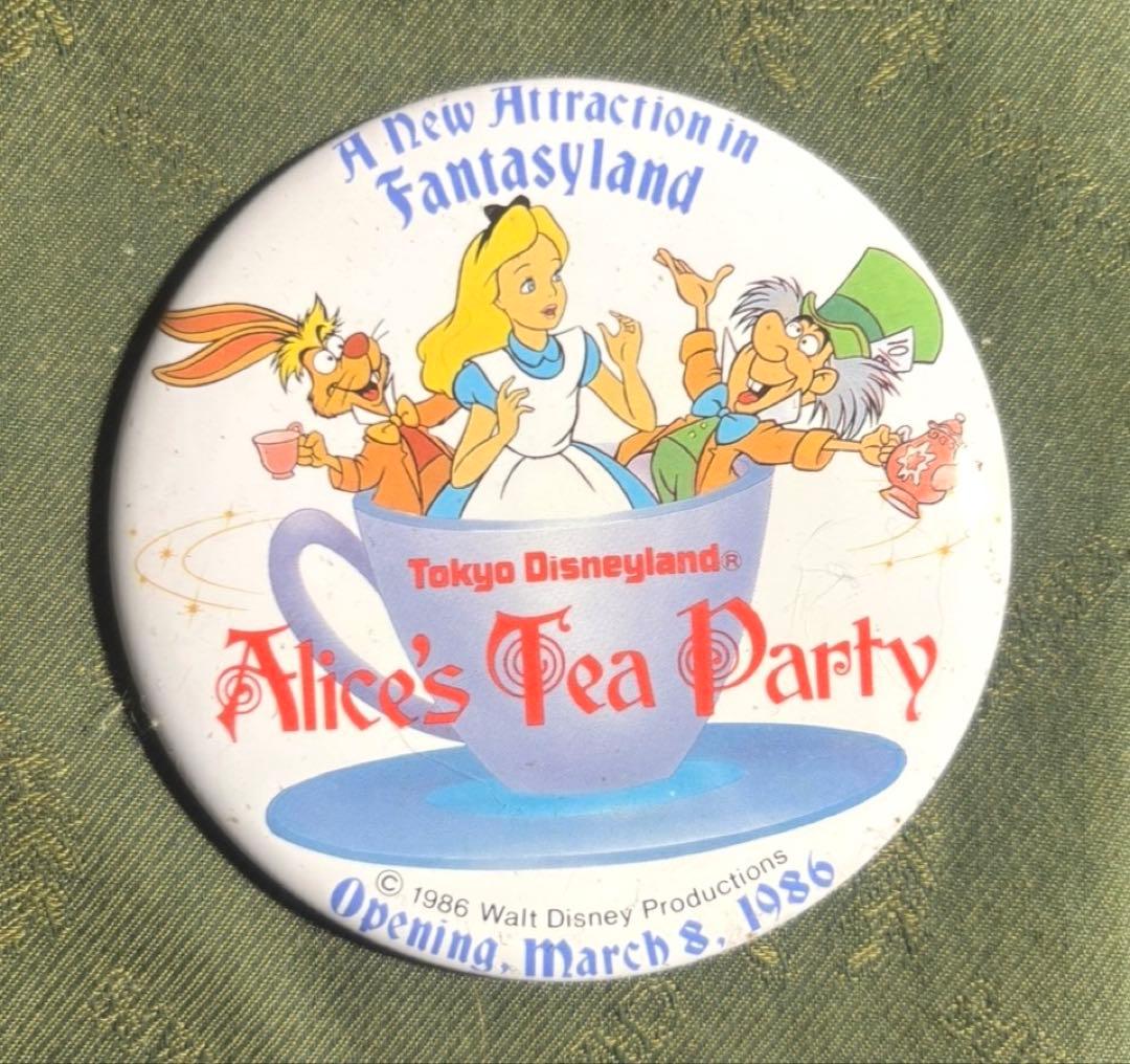 アリスのティーパーティー 開業記念 缶バッジ（従業員専用）