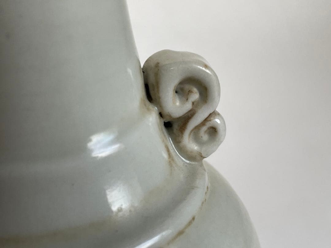 骨董　アンティーク　古伊万里　染付　双耳花入　仏花器　縁キズ　初期伊万里