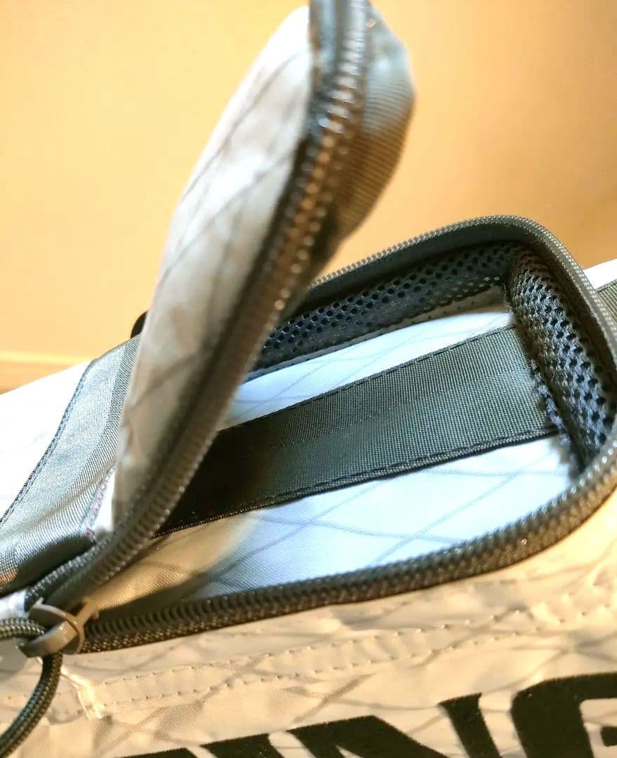 【美品】BRIEFING ブリーフィングセルフスタンドバッグ ホワイト