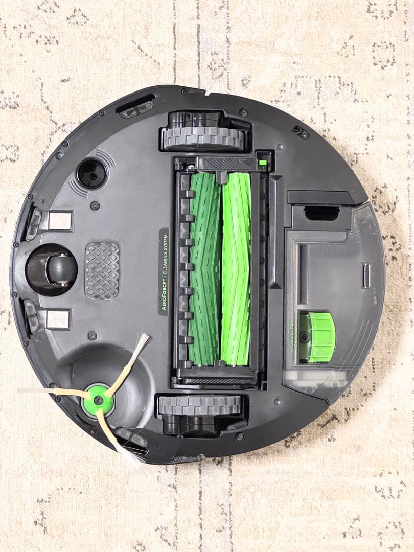 掃除機ロボットルンバ / Roomba i3+ （本体 & クリーンベース）