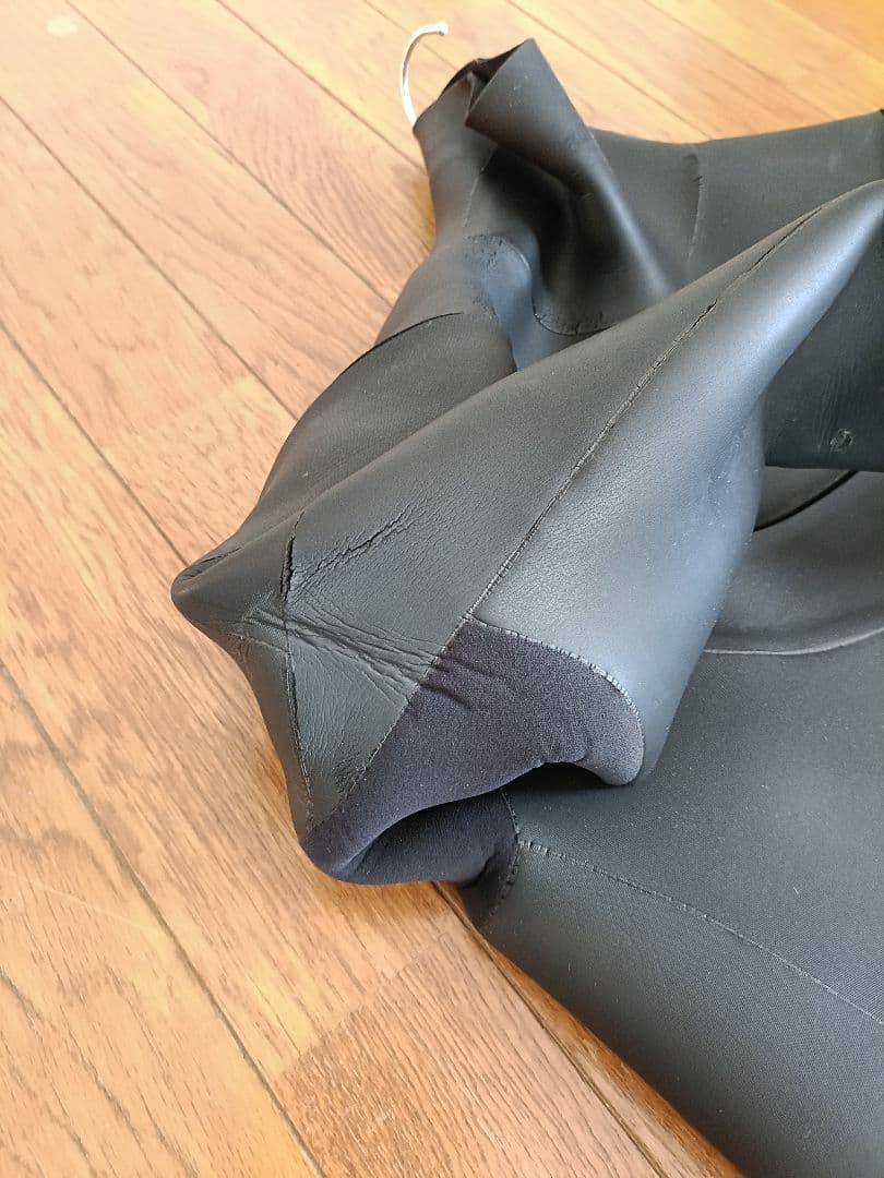 【値下げ】✨️AXXE CLASSIC✨️セミドライ 4/3mm 即購入OK