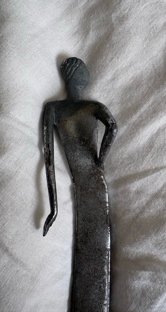 ユーロヴィンテージ　メタル人型オブジェ アールデコ　シュルレアリスム　ヒト