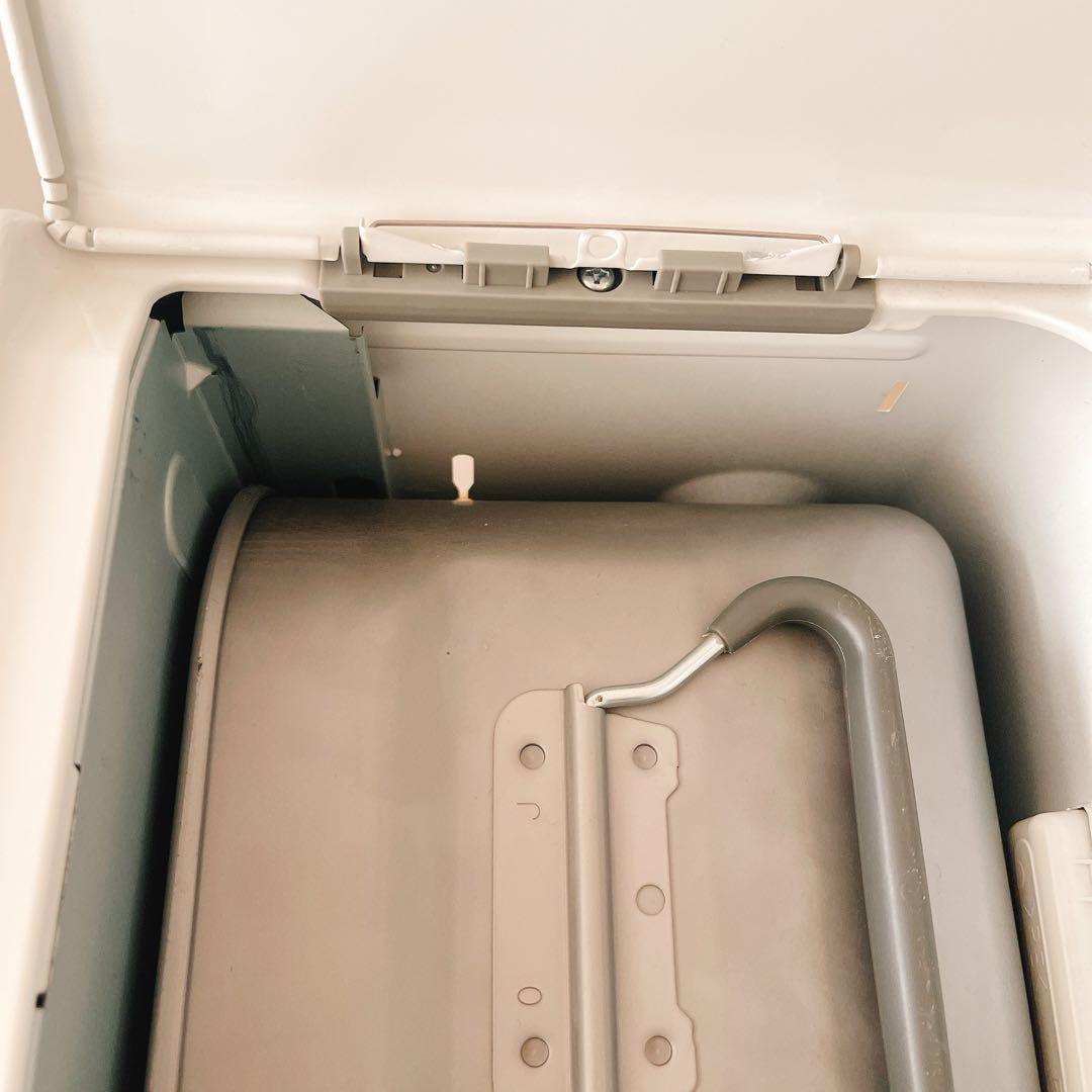 CORONA 石油ファンヒーター ホワイト