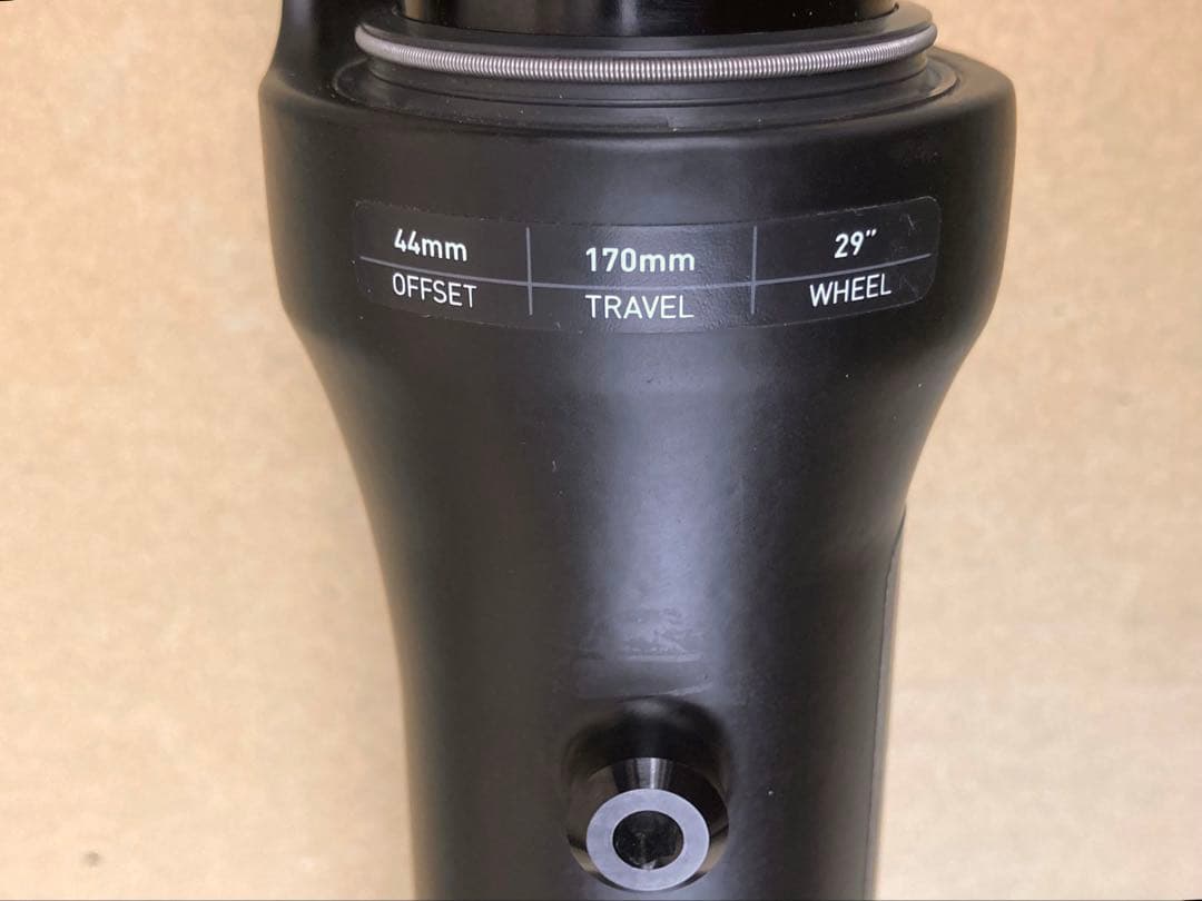 2023 ZEB SELECT / 29インチ 170mm /ロックショックス