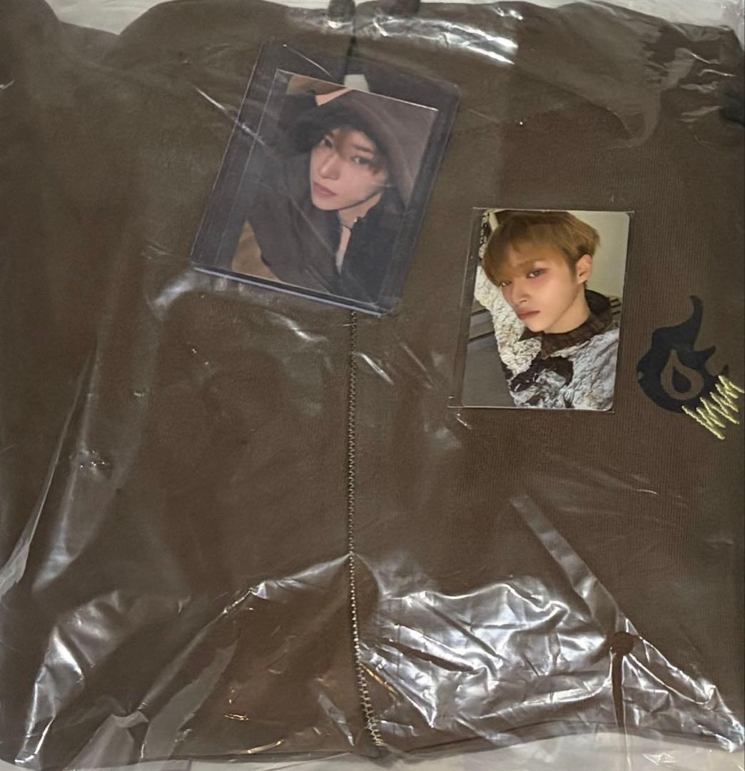 ALD1 韓国 ポップアップ EUPHORIA フーディ トレカ アルノ