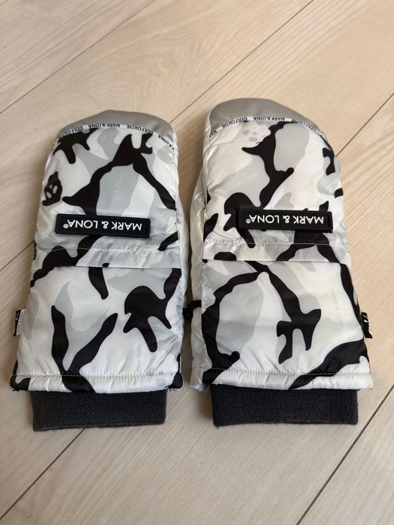 早い者勝ち！マークアンドロナ　冬用　手袋