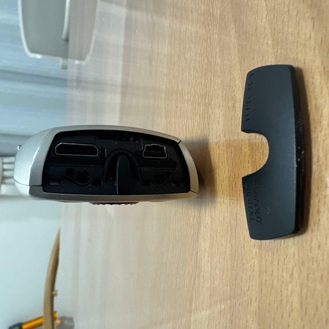 【コンパクトデジタルカメラ】Canon IXY 30S