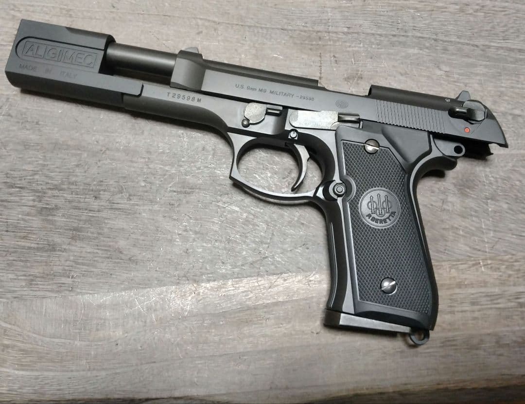 東京マルイ ベレッタ M92F レオン風 カスタム