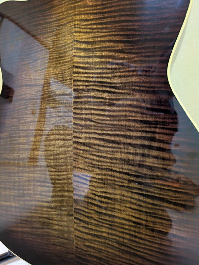 ヤイリ　SP-104CE 2001年製　綺麗な虎杢