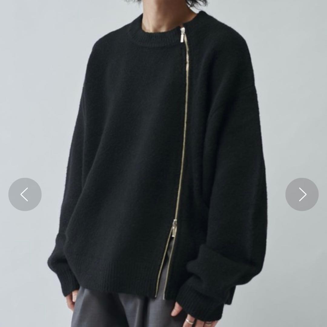 Lui's ツイストZIPデザインオーバーサイズクルーネックニット