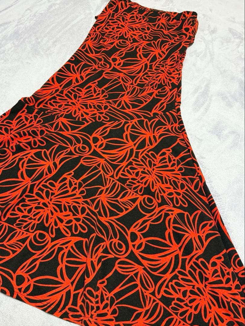 Lahaina vivi アロハ　ハワイ　冬　ドレス　黒　赤　衣装　Lサイズ