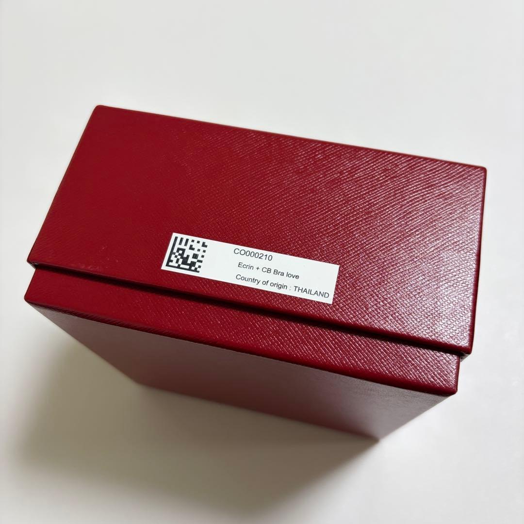 美品　カルティエ　ラブブレス　ブレスレットケース　空箱　現行品　リボン付き