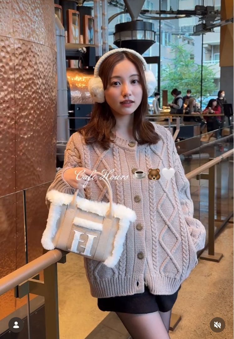 【新品】ハーリップトゥ H Boa Cable Knit Cardigan