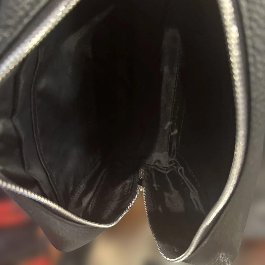 新品　男女兼用　クロコダイルアクセント 本革ボディバッグ