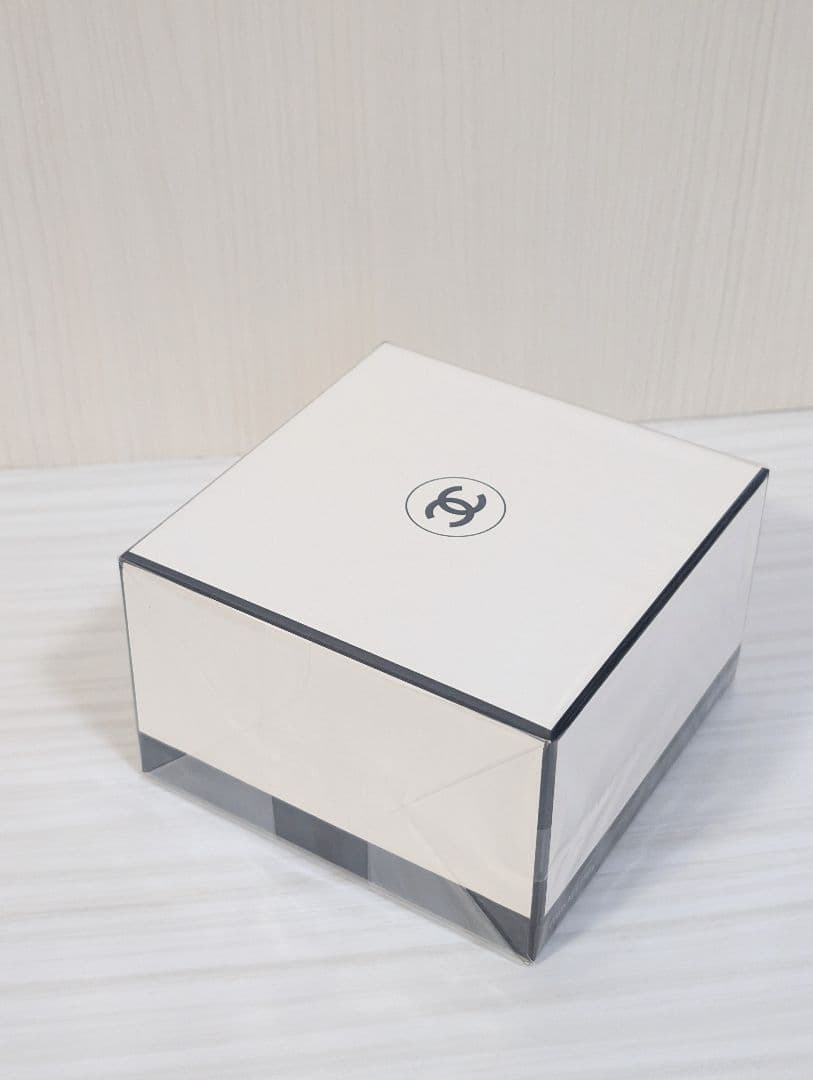 CHANEL シャネル レ ゼクスクルジフ フレッシュ ボディクリーム 150g